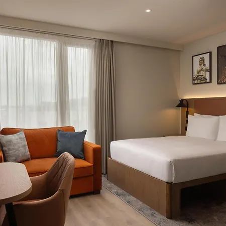 Home2 By Hilton Centre 4* دبلن