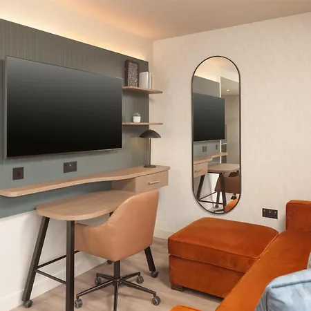 فندق Home2 By Hilton Centre
