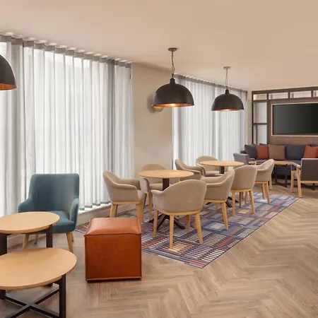 Home2 By Hilton Centre 4* دبلن