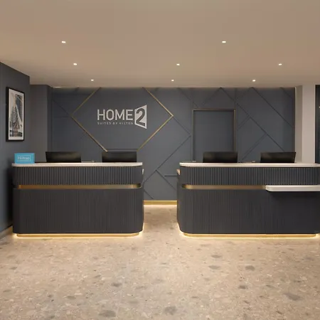 Home2 By Hilton Centre فندق 4*