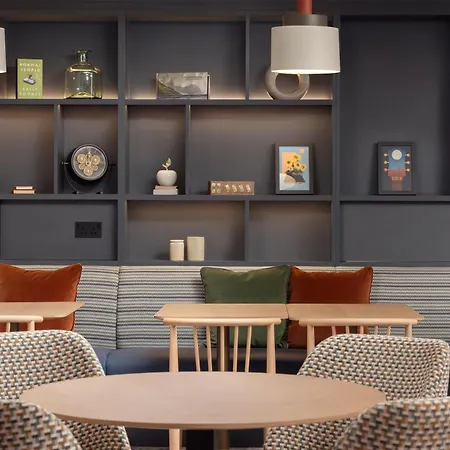 Home2 By Hilton Centre 4*