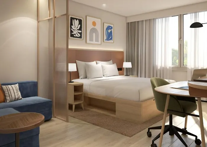 Home2 By Hilton Centre 酒店