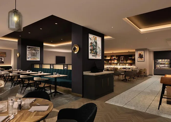 Home2 By Hilton Centre Отель 3*